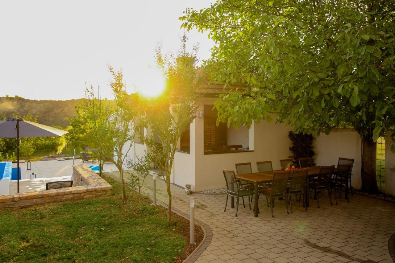 Villa Infinity Mostar Exteriör bild
